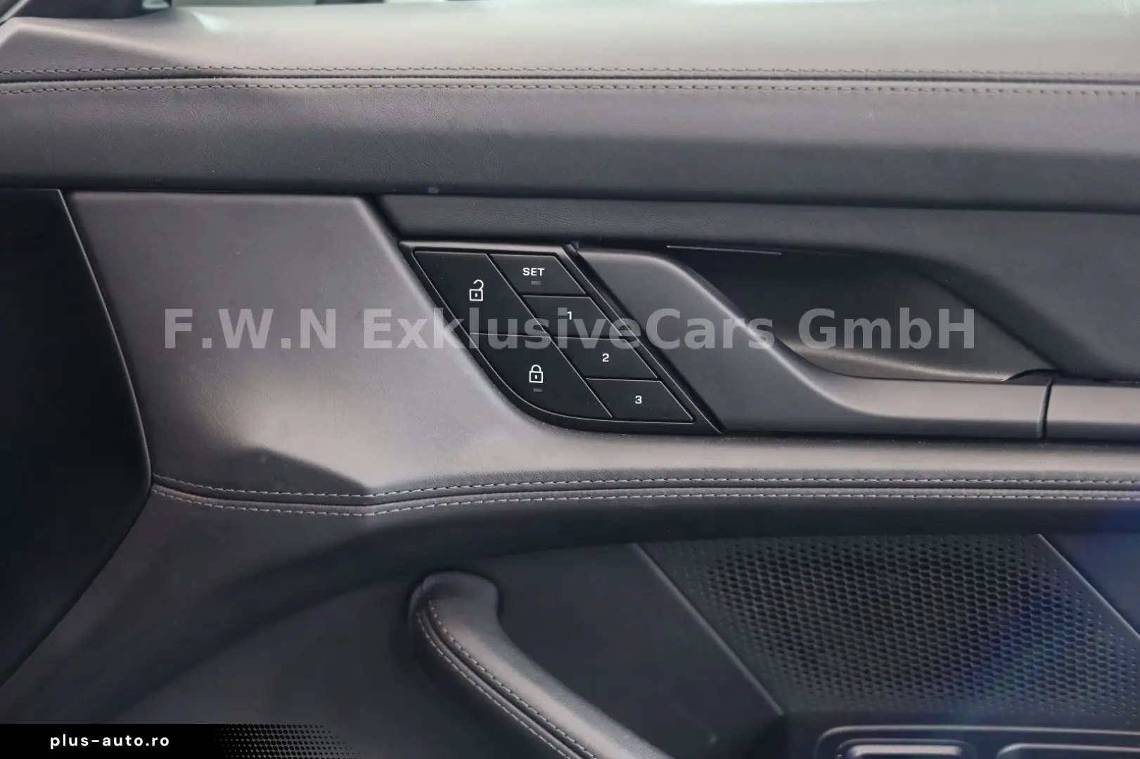 PORSCHE Taycan Cross Turismo 4 93kWh ACC LED 2xDispl.