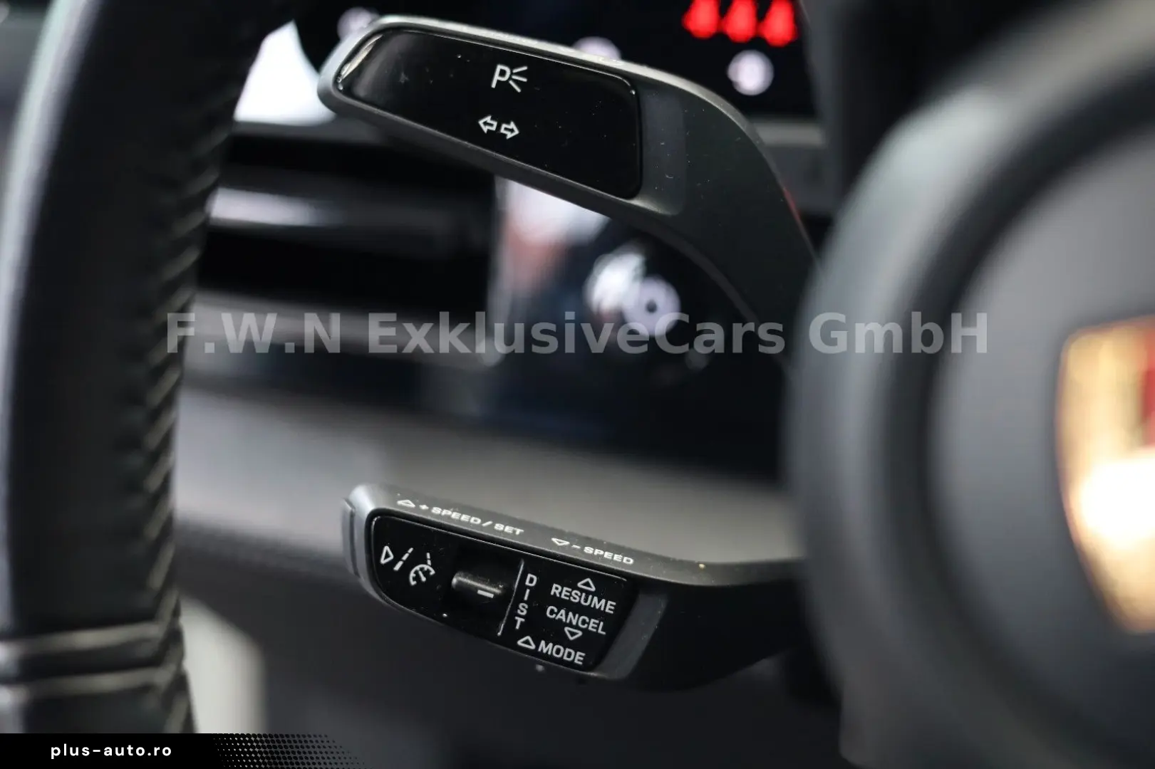 PORSCHE Taycan Cross Turismo 4 93kWh ACC LED 2xDispl.