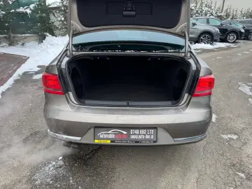 Volkswagen Passat Benzina 1.8 2012 Automata