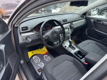 Volkswagen Passat Benzina 1.8 2012 Automata
