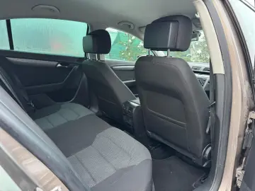 Volkswagen Passat Benzina 1.8 2012 Automata