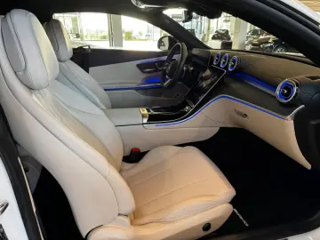 Mercedes-Benz CLE 220 d Coupé AMG Pano Burm3D Night