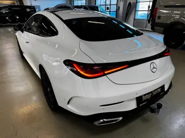 Mercedes-Benz CLE 220 d Coupé AMG Pano Burm3D Night