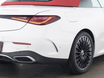 Mercedes-Benz CLE 200 Cabrio LEDER VERDECK ROT AMG