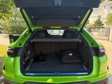 LAMBORGHINI Urus 4.0 V8 PHEV SE SE