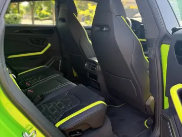 LAMBORGHINI Urus 4.0 V8 PHEV SE SE