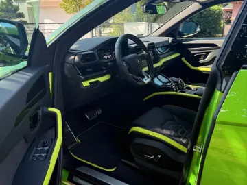 LAMBORGHINI Urus 4.0 V8 PHEV SE SE