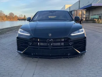 LAMBORGHINI Urus SE PANO B&O MASSAGE 23  ANIMA PRIVACY