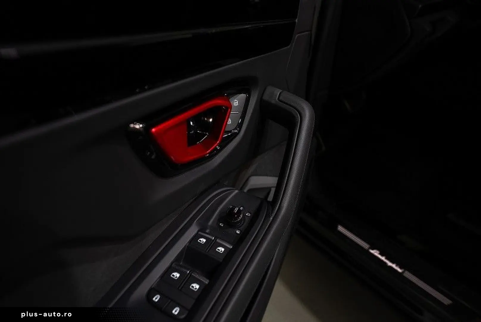 LAMBORGHINI Urus SE PANO B&O MASSAGE 23  ANIMA PRIVACY