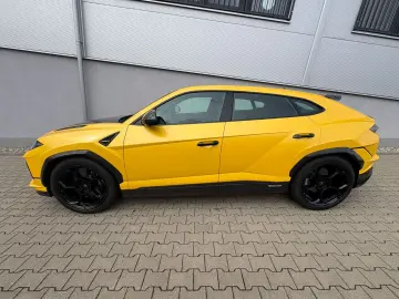 LAMBORGHINI Urus 4.0 V8 Performante 666PS full Carbon in out