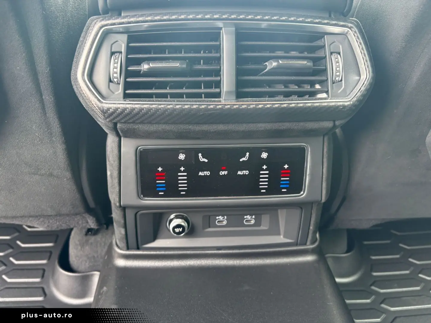 LAMBORGHINI Urus 4.0 V8 Performante 666PS full Carbon in out