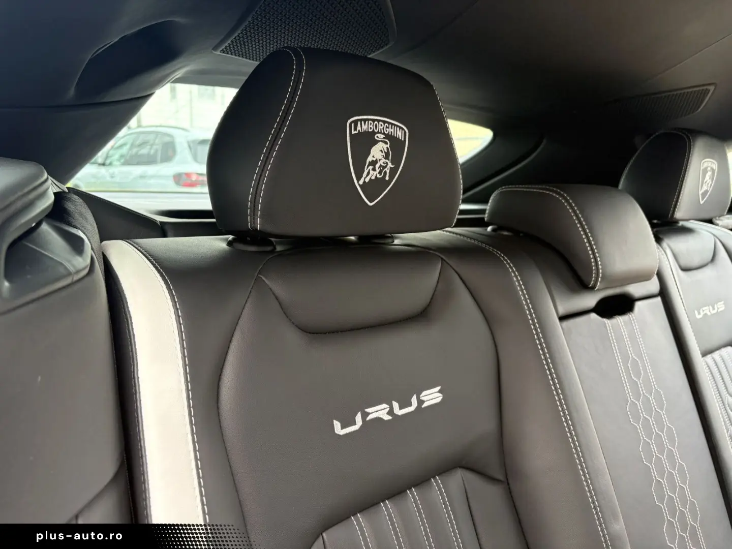 LAMBORGHINI Urus 4.0 V8 Performante 666PS full Carbon in out