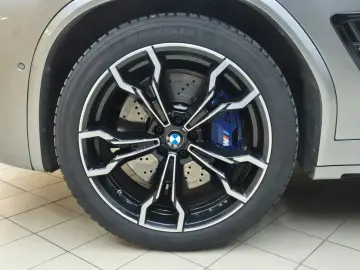 BMW X3 M Compet xDr PANO LED HEAD MEMO 360  H&K ACC