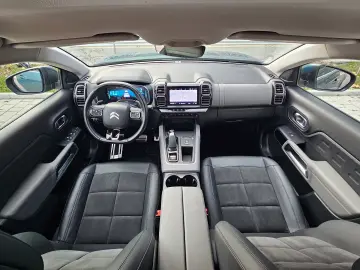 CITROEN C5 Aircross Hybrid 225 (225 CP) Plug-in Hybrid SHINE