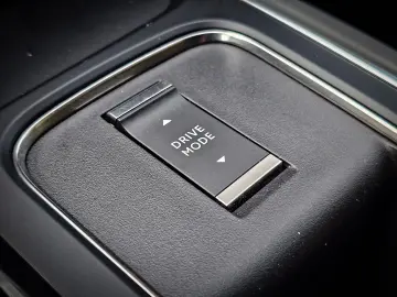 CITROEN C5 Aircross Hybrid 225 (225 CP) Plug-in Hybrid SHINE