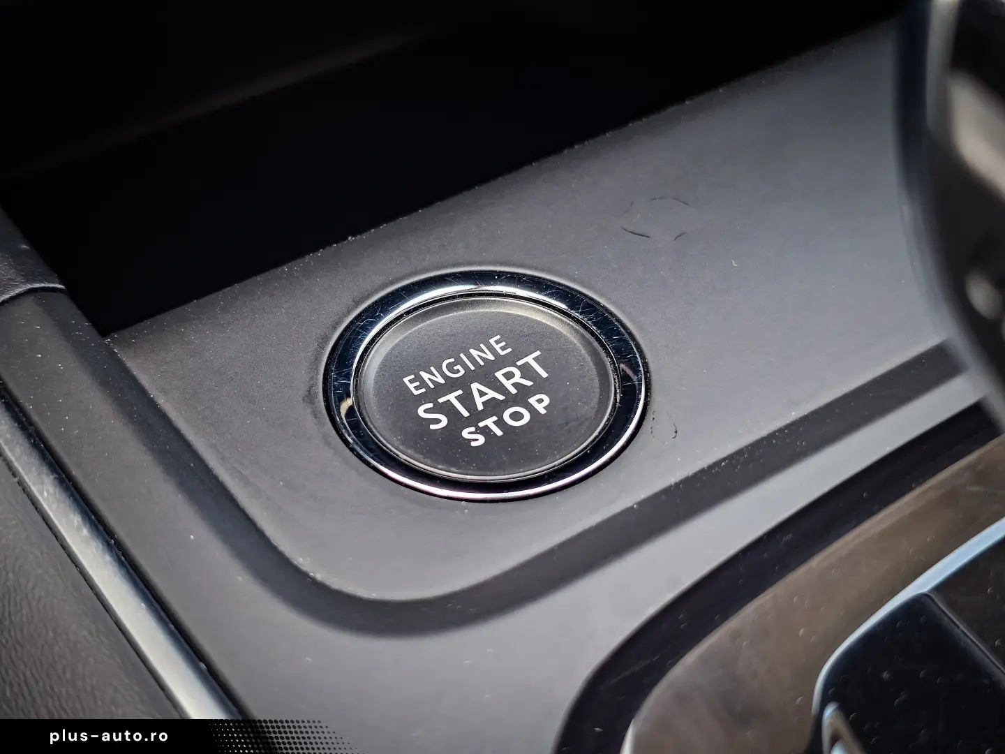 CITROEN C5 Aircross Hybrid 225 (225 CP) Plug-in Hybrid SHINE