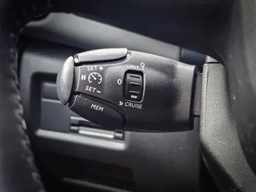 CITROEN C5 Aircross Hybrid 225 (225 CP) Plug-in Hybrid SHINE