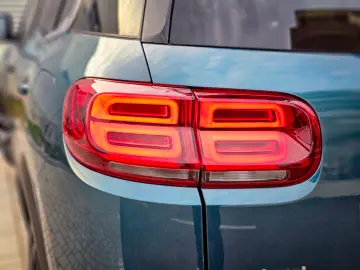 CITROEN C5 Aircross Hybrid 225 (225 CP) Plug-in Hybrid SHINE