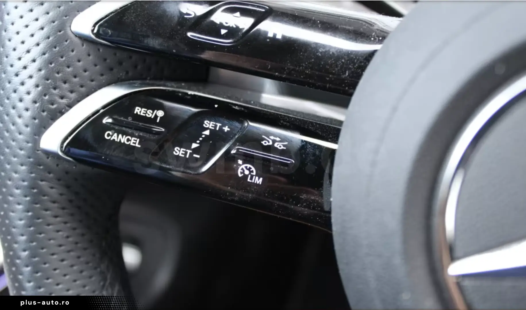 Mercedes-Benz CLE 300 4M AMG LED Fahrass