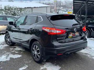 Nissan Qashqai Diesel 1.6 2014 Manuala