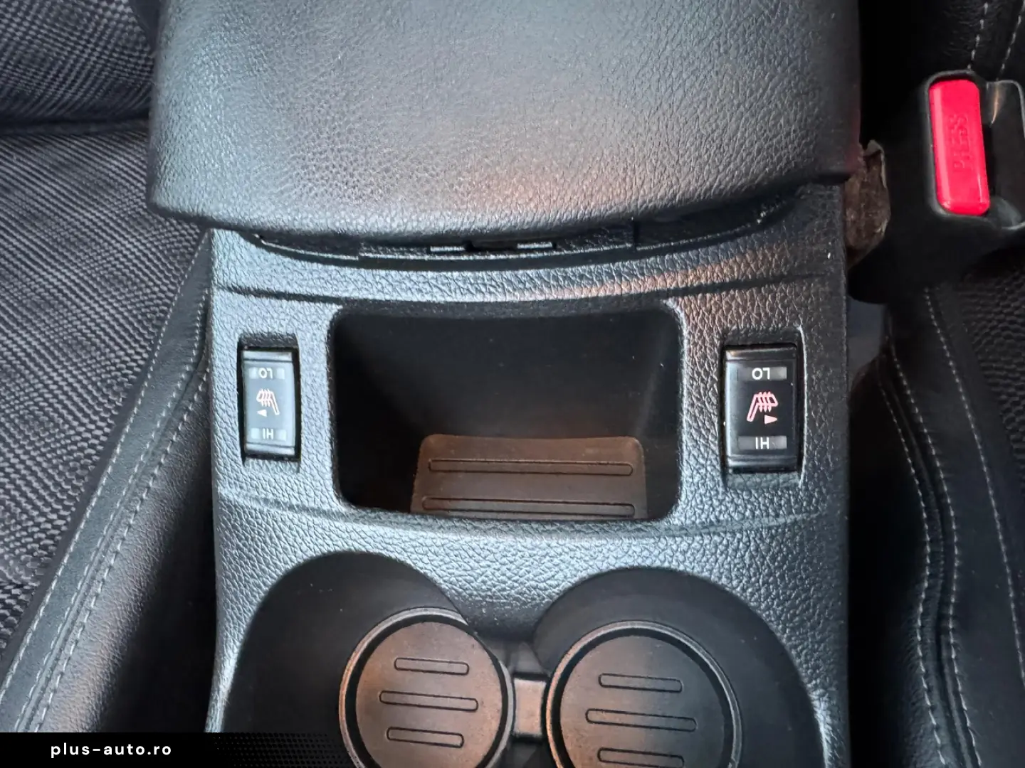 Nissan Qashqai Diesel 1.6 2014 Manuala