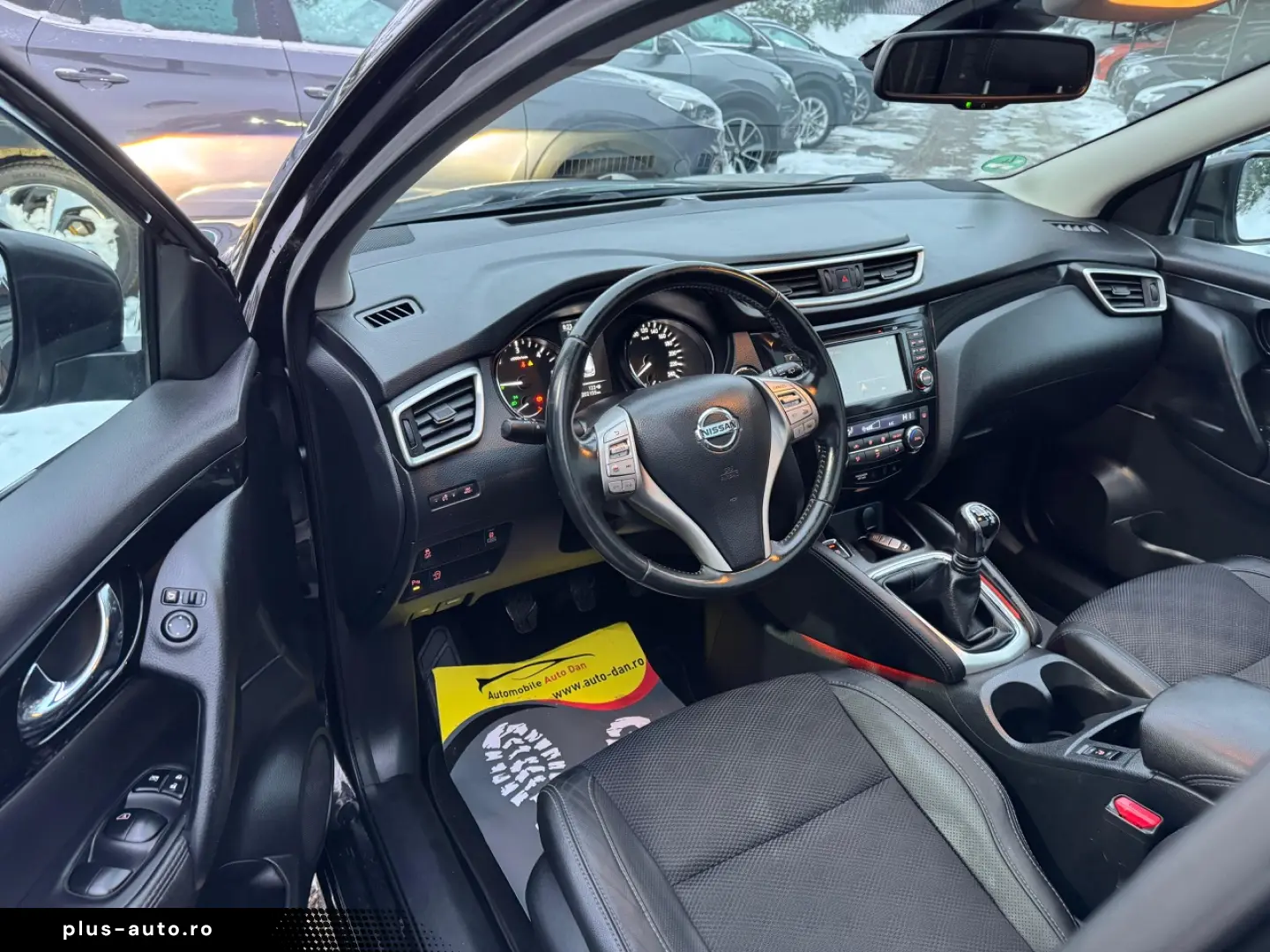 Nissan Qashqai Diesel 1.6 2014 Manuala