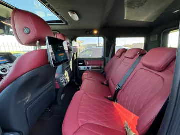 MERCEDES BENZ AMG G63 SPEEDSHIFT 9G-TRONIC