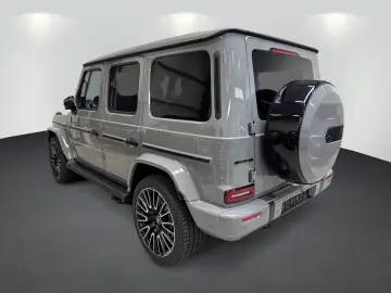 MERCEDES BENZ AMG G63 SPEEDSHIFT 9G-TRONIC