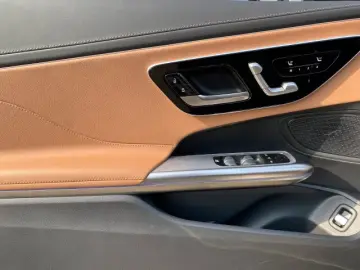 Mercedes-Benz CLE 200 Cabrio AMG Night Distronic 360