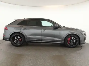 AUDI RS Q8 SUV performance Laser Pano Vmax RSAbgas 23