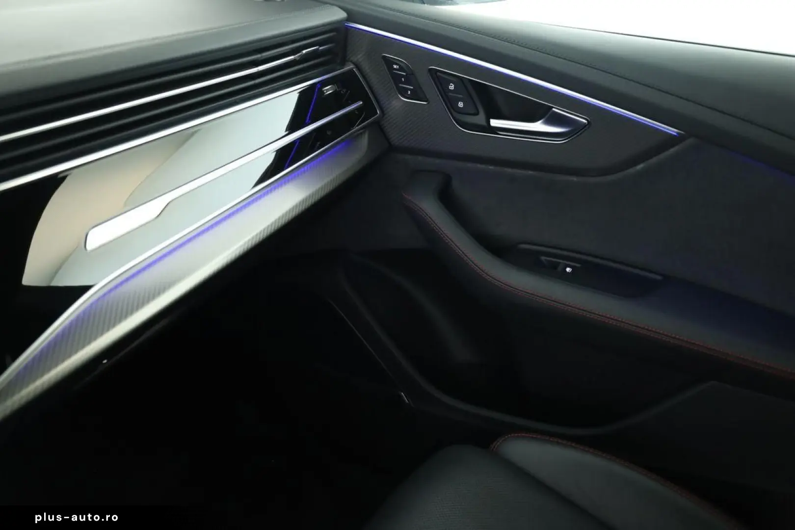 AUDI RS Q8 SUV performance Laser Pano Vmax RSAbgas 23