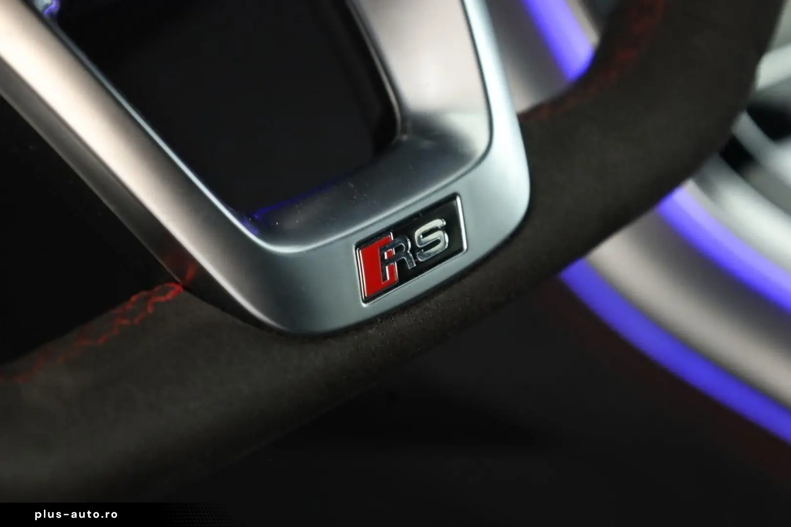 AUDI RS Q8 SUV performance Laser Pano Vmax RSAbgas 23