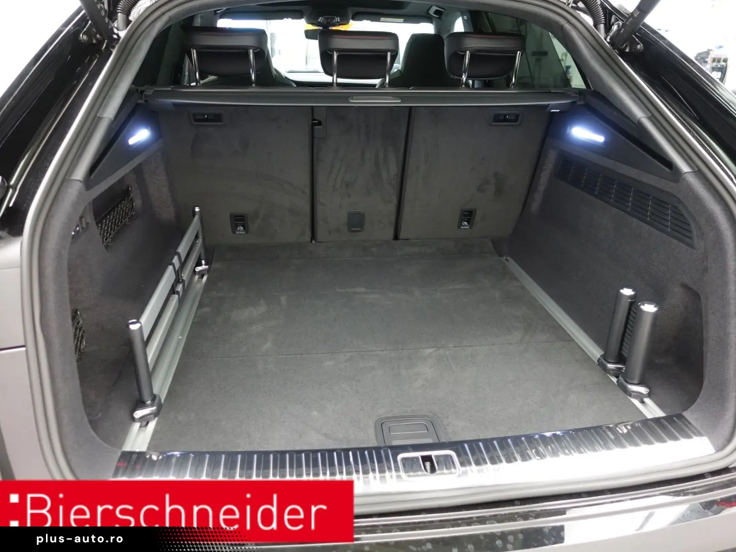 AUDI RSQ8 GARANTIE EA8 PANO STANDHZG B&O SPORTAGA 23