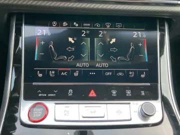 AUDI RSQ8 TFSI Q MATRIX BuOadv SPORT-AGA PANO AHK