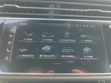 AUDI RSQ8 TFSI Q MATRIX BuOadv SPORT-AGA PANO AHK