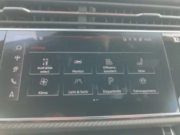 AUDI RSQ8 TFSI Q MATRIX BuOadv SPORT-AGA PANO AHK