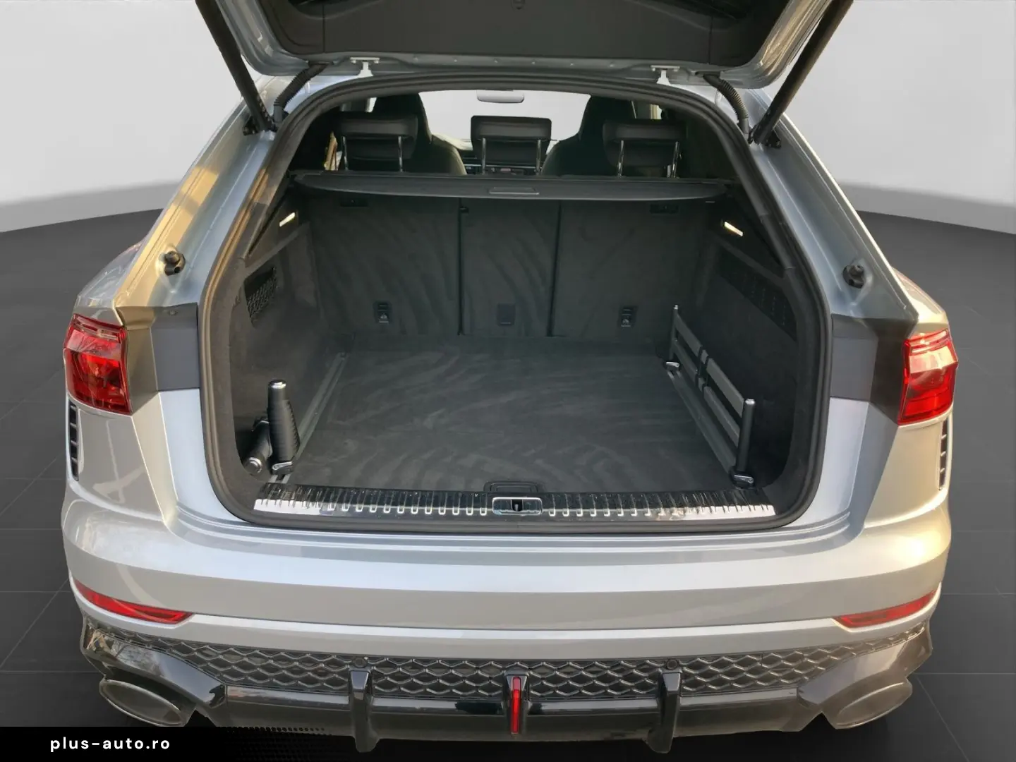 AUDI RSQ8 TFSI Q MATRIX BuOadv SPORT-AGA PANO AHK