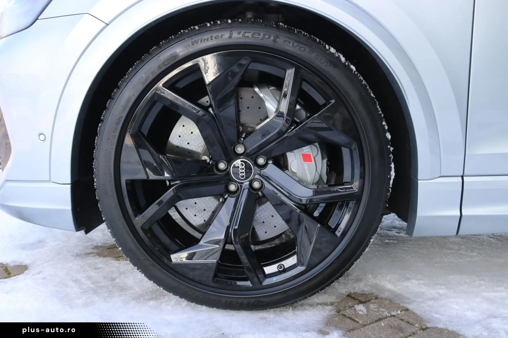 AUDI RSQ8 performance  Keramik Pano RS-Design  Rot