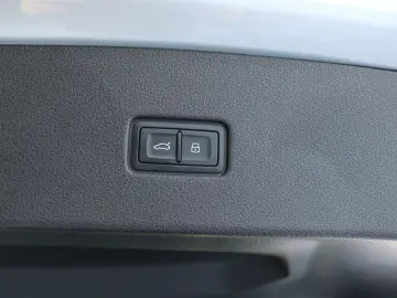 AUDI RSQ8 performance  Keramik Pano RS-Design  Rot