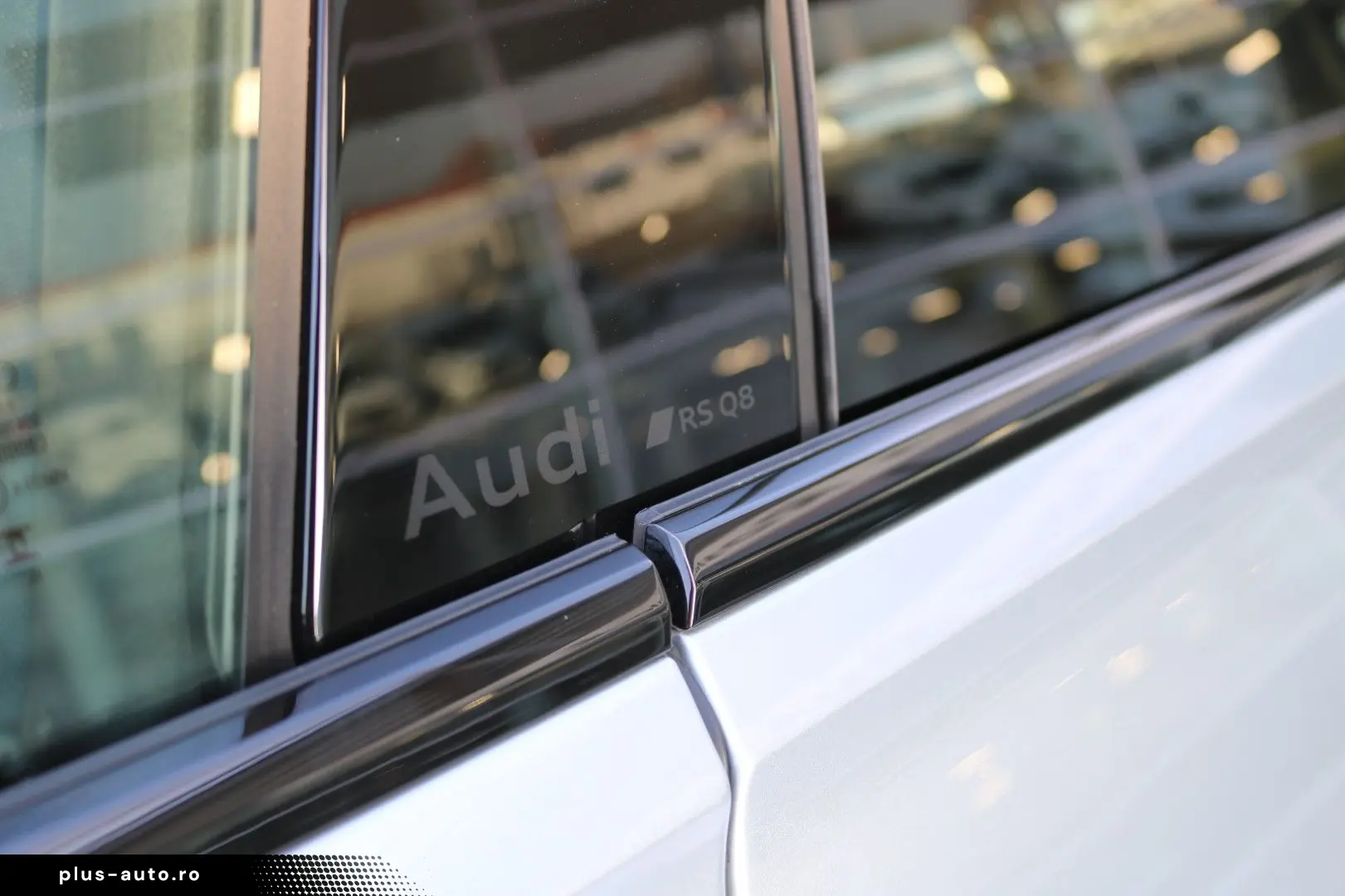 AUDI RSQ8 performance  Keramik Pano RS-Design  Rot