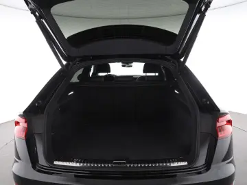 AUDI Q8 quattro S line