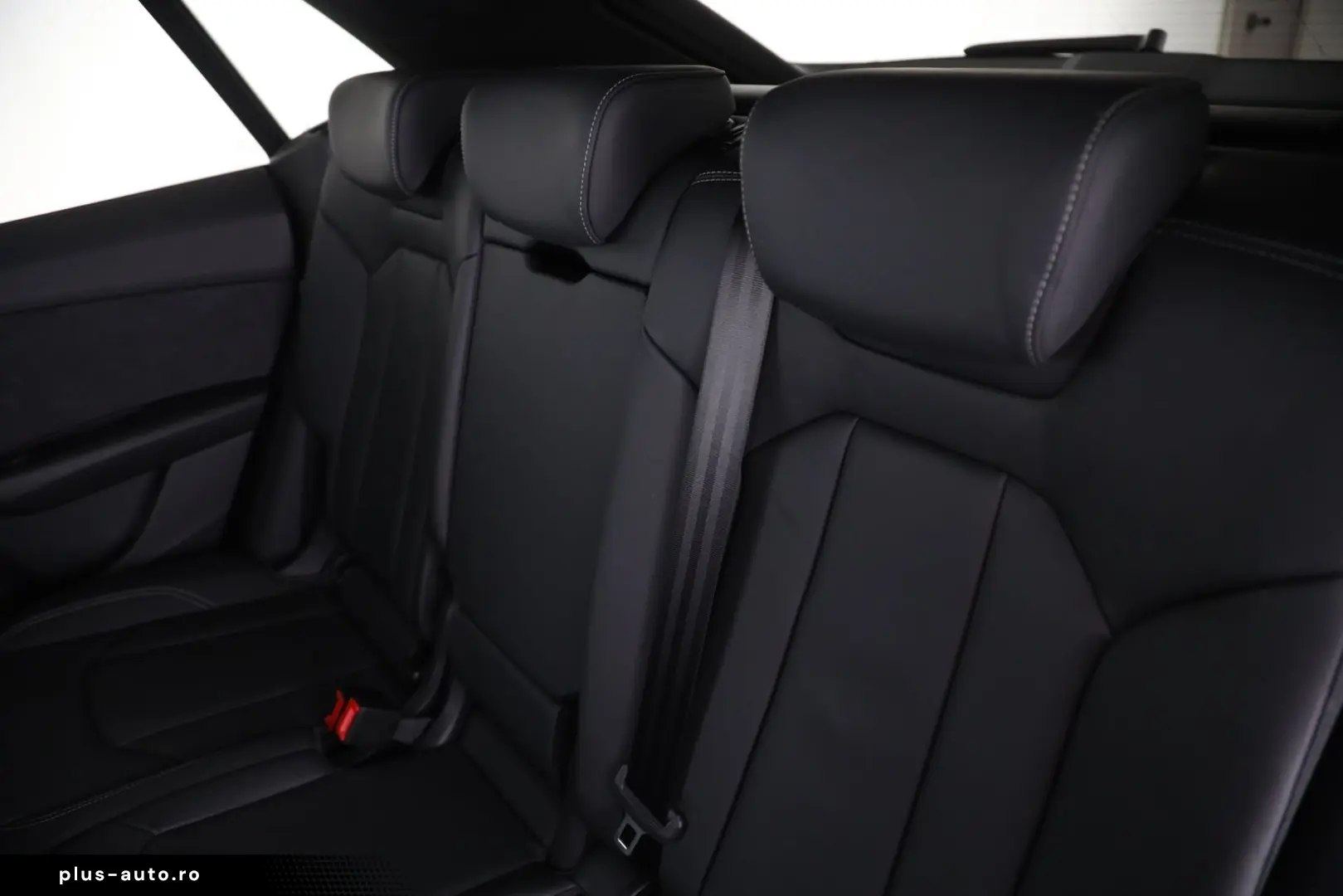 AUDI Q8 quattro S line