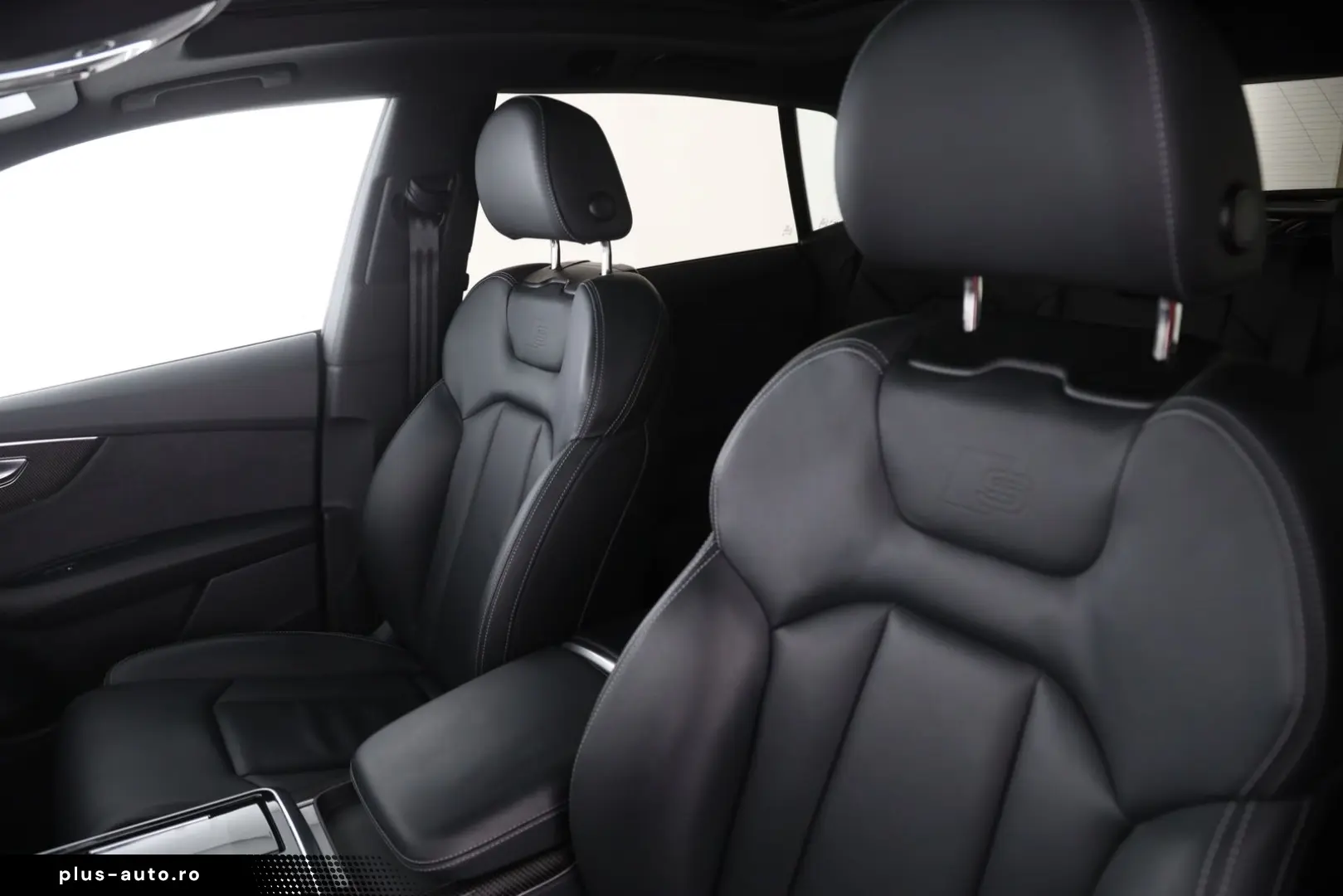 AUDI Q8 quattro S line