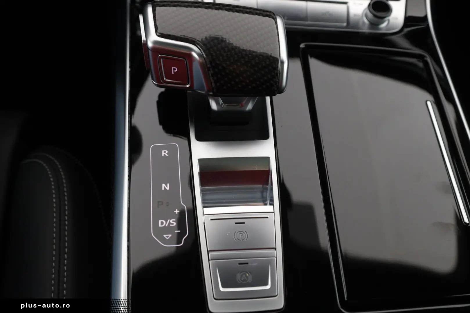 AUDI Q8 quattro S line