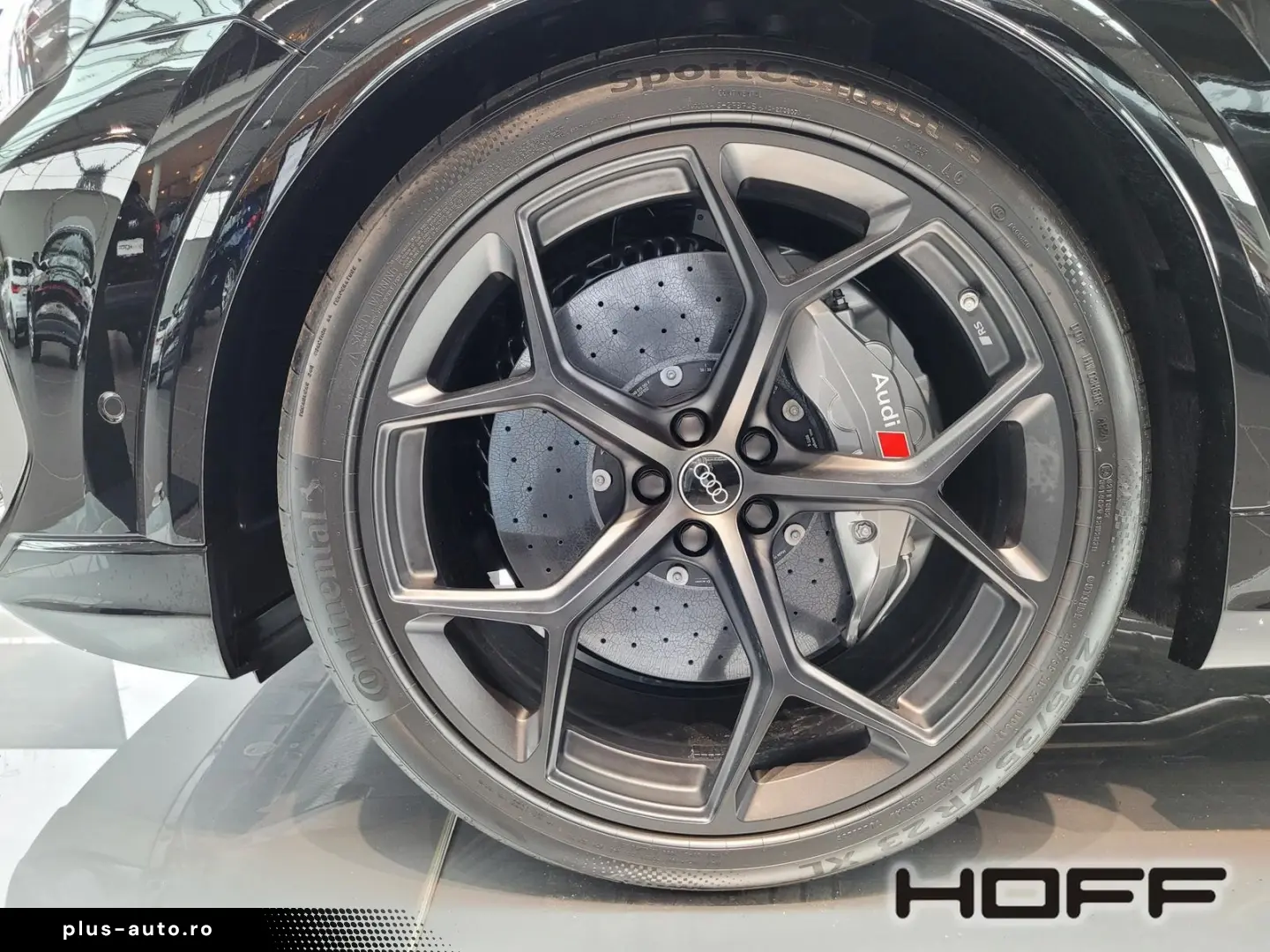 AUDI RSQ8 performance