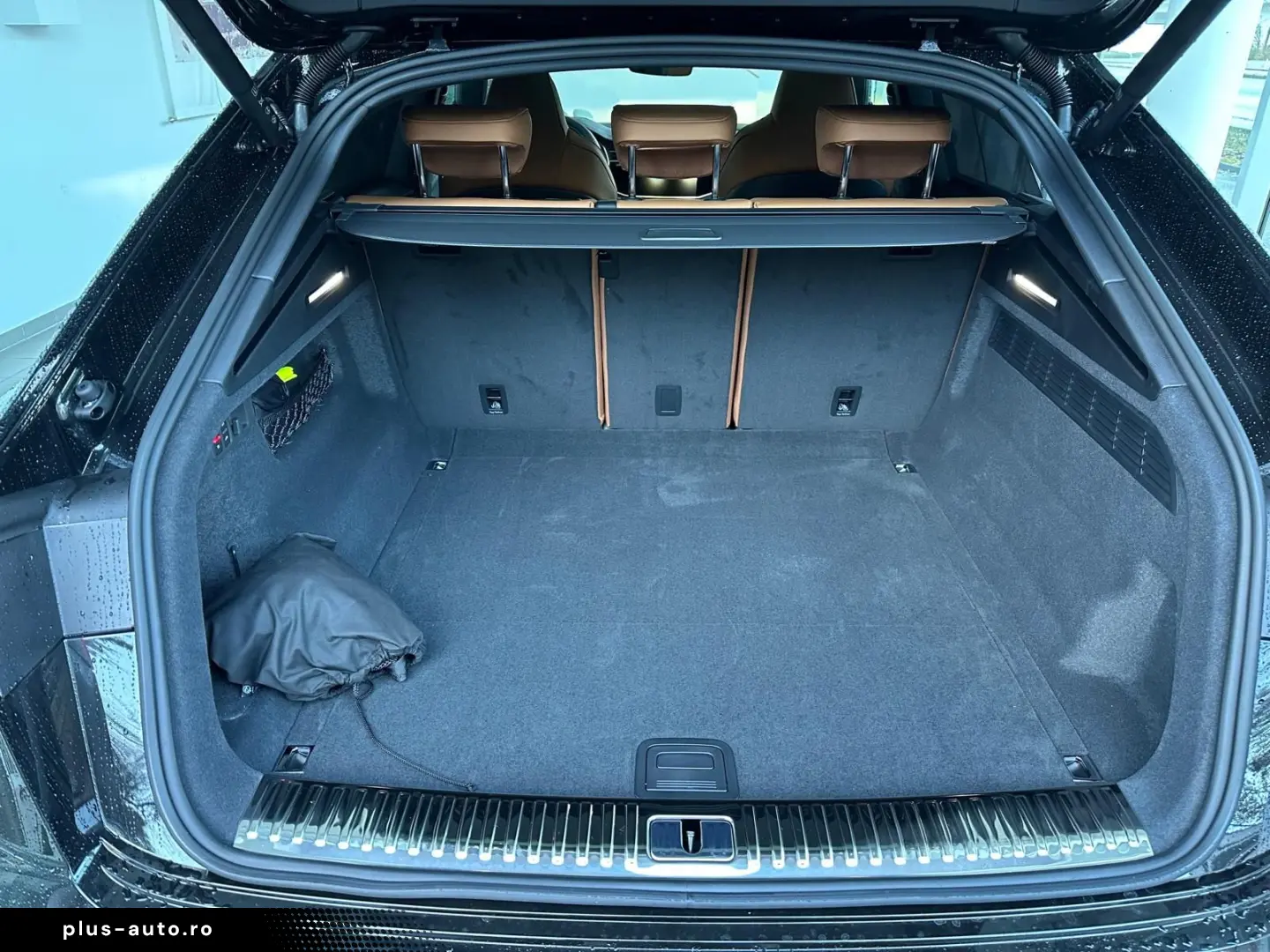 AUDI RSQ8 PERF 305kmH B&O3D Fahrwerk Advanced 23