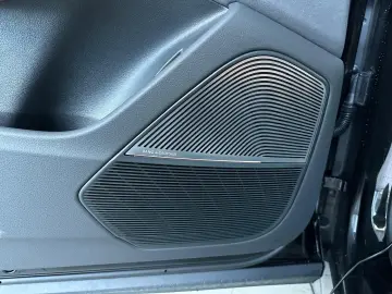 AUDI RSQ8 PERF 305kmH B&O3D Fahrwerk Advanced 23