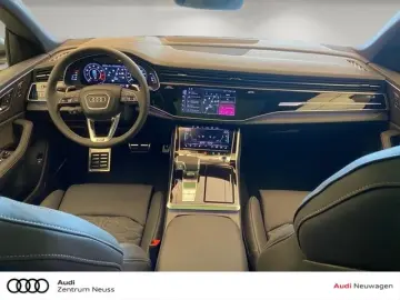 AUDI RSQ8 SUV performance quattro tiptronic LACKSCHUT