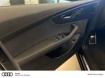 AUDI RSQ8 SUV performance quattro tiptronic LACKSCHUT