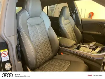 AUDI RSQ8 SUV performance quattro tiptronic LACKSCHUT